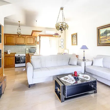 בית נופש Aelia Seaside Maisonette *