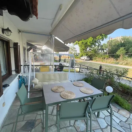Aelia Seaside Maisonette בית נופש *