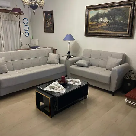 Aelia Seaside Maisonette *